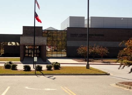 Sandy Creek High aims to become ‘world school’ - The Citizen