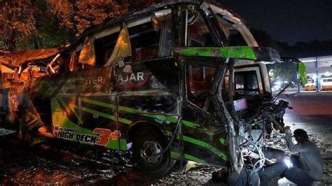 Fakta Kecelakaan Bus Maut Di Subang Ternyata Berpelat Ad Wonogiri