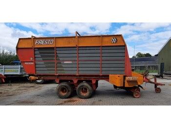 Strautmann Super Vitesse Ii Do Opraapwagen Self Loading Wagon From