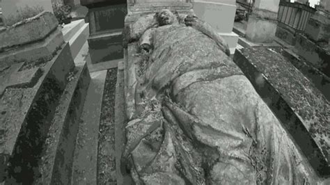 Jim Morrison S Grave P Re Lachaise Cemetery Paris France Jim