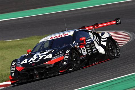 Gt500は16 Arta Mugen Nsx Gtが、gt300は18 Upgara Hondaracing