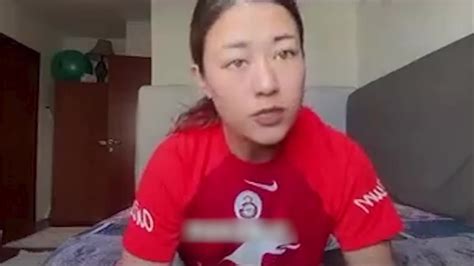 女足球员李佳悦讲述在土耳其地震中的自救过程凤凰网视频凤凰网