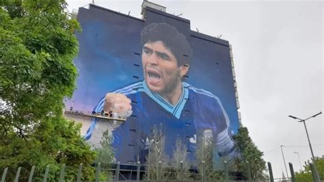 Diego Maradona Tiene El Mural Más Grande Del Mundo Barriosvecinales