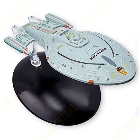 U S S VOYAGER NCC 74656 STSUK005 EAGLEMOSS STAR TREK OFFICIAL SHIPS