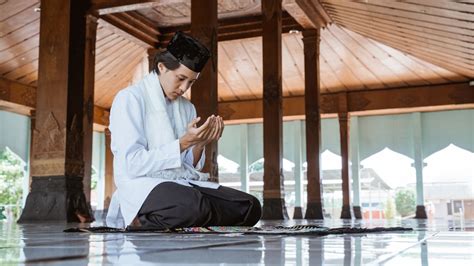 Niat Sholat Dhuha 2 Dan 4 Rakaat Tata Cara Dan Keutamaannya