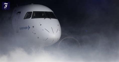 Fusion Boeing Verhandelt Mit Flugzeugbauer Embraer