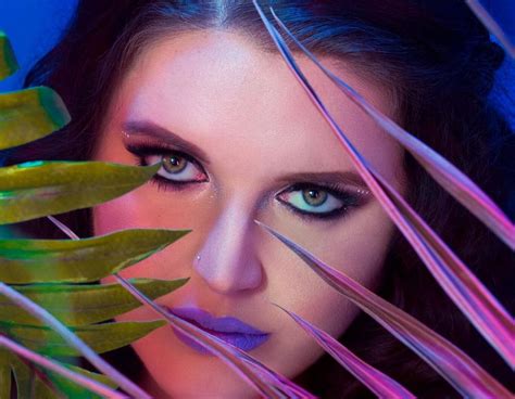 Camila Cabello S Havana Enjoys Another Gain On Billboard Hot