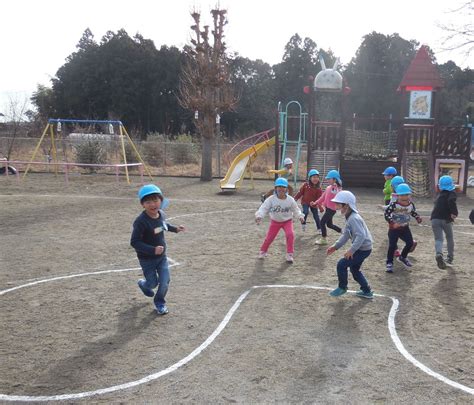 みんなで鬼ごっこ（4歳児） – 大成学園額田保育園