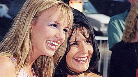 Britney Spears Il Primo Incontro Con La Madre Lynne Dopo Tre Anni Di