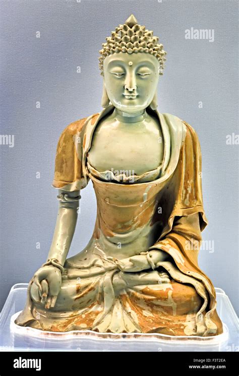 Ancient Chinese Buddha Statue