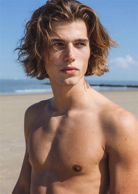 Pin By Jan Xavier On M Ξ N Surfer Hair Long Hair Styles Men Boyfriend Hair