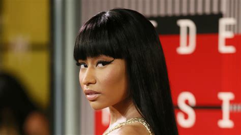 foto ulah nicki minaj  gelar konser  dubai