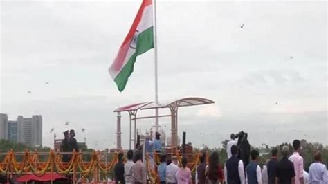 Independence Day 2022 Pm Modi Hoists National Flag And Addresses