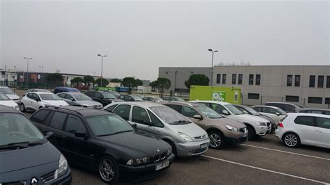 Parking proche de l’aéroport de Lyon St-Exupéry – TravelerCar