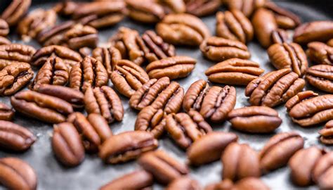 Candied Pecans Stovetop Quick And Easy Snack Idea Recipepioneer