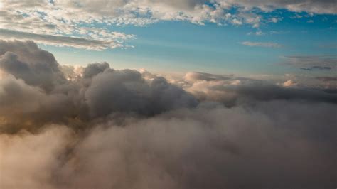 Dark Clouds in the Sky · Free Stock Photo