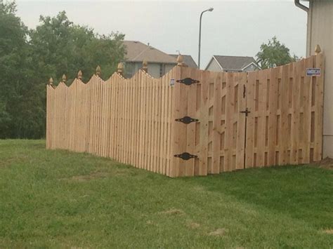 Residential Wood Under And Over Scallop The American Fence Company