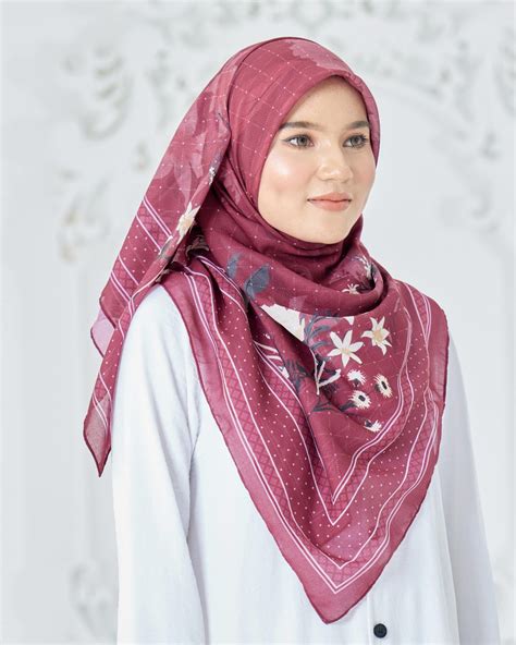 Tudung Bawal Cotton Voile Dahlia Babylon Red Kualiti Designer