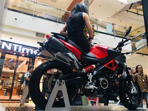 Foto Aprilia Rilis Motor Sport Naked Shiver 900 2019 Tagar