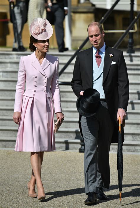 Foto Kate Middleton At Mesmo Em Looks Mais Formais Tem Mostrado Um