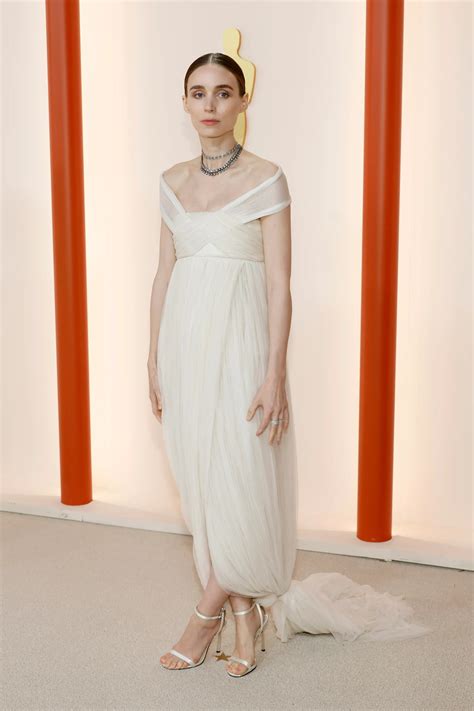 Rooney Mara Emula A La Emperatriz Josefina En Los Oscar 2023 Con Un