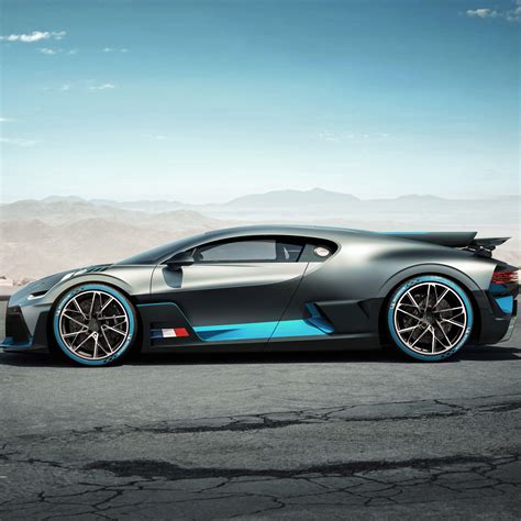 2048x2048 2018 Bugatti Divo 4k Ipad Air Hd 4k Wallpapersimages