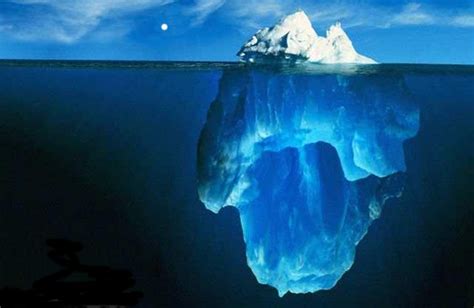 Imagenes Del Agua En La Naturaleza Imagen Iceberg Flotando