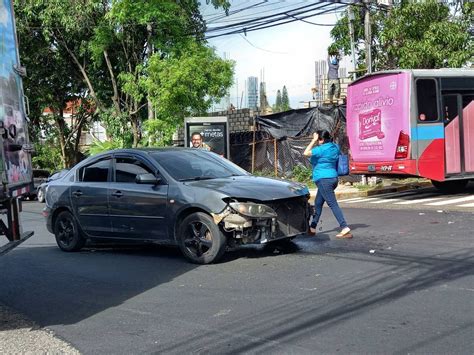 La Prensa Gráfica On Twitter Tráficosv Se Reporta Accidente De