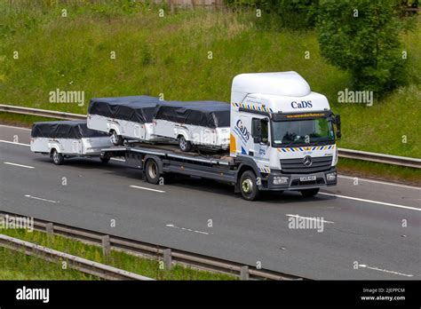 Folding Caravans Hi Res Stock Photography And Images Alamy