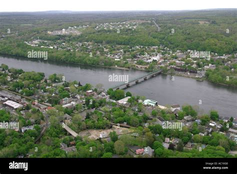 The New Hope Lambertville Bridge Hi Res Stock Photography And Images