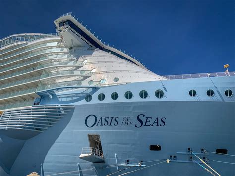 Royal Caribbean Cancels Three Oasis Of The Seas Sailings Due To Crane