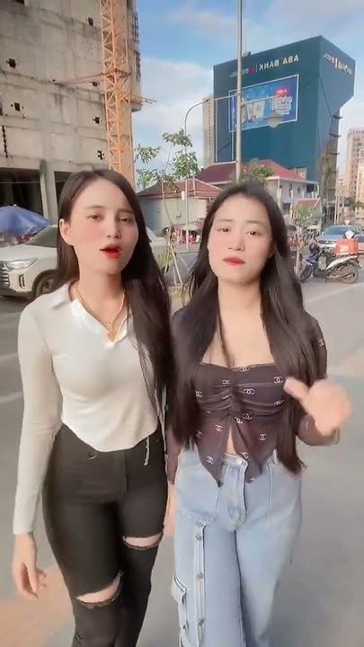 Funny girl dance - YouTube