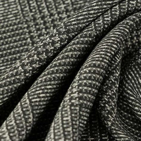 Tissu Jacquard A Carreaux De Fabrication Fran Aise Vendu Au Coupon