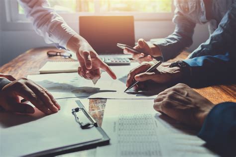 Business Investing/ Entrepreneur - Acorns Immigration