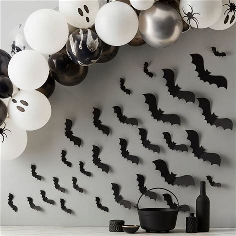 Black Bat Wall Cutouts (30pk) | Party Delights