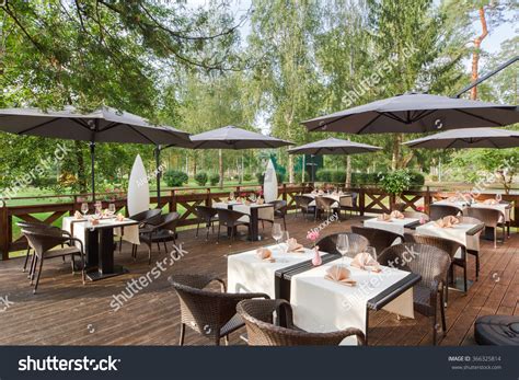 30,540 Green park restaurant Images, Stock Photos & Vectors | Shutterstock