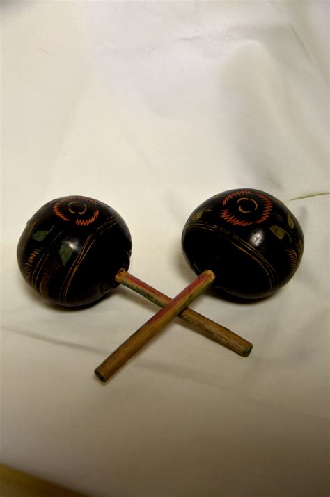 Maracas Con Material Reciclado 1