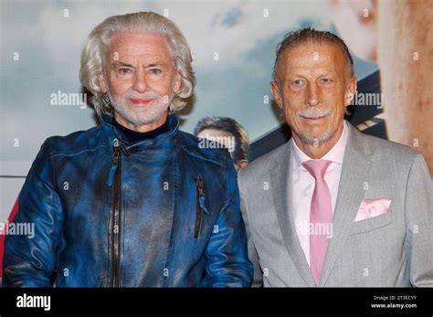 Hermann B Hlbecker Und Christoph Daum Bei Der Premiere Des Sky