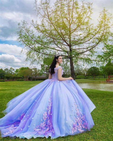 Pin By Isabel Draiman On Xv Azul Varios Disney Wedding Dresses