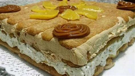 Postre De Vainilla En Oporto Con Dulce De Leche Y Durazno Una