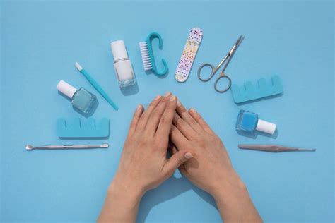 How To Become A Nail Technician In The Uk Studyhub