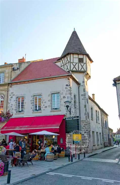 Saint Pourçain sur Sioule Châteaux Histoire et Patrimoine montjoye net