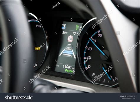 Adaptive Cruise Control Speed Limit Display Stock Photo 1493145794 ...