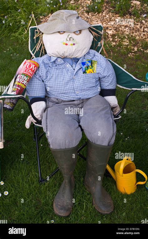 Vogelscheuchen trinken Fotos und Bildmaterial in hoher Auflösung Alamy