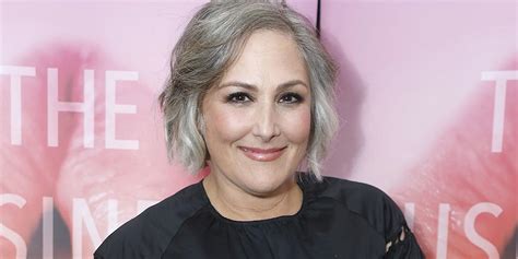 At Ricki Lake Bares It All In Nude Outdoor Bathtub Pic And Fans Lose It