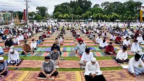 Sabtu Pagi Pemko Padang Gelar Salat Idul Fitri Di Balaikota