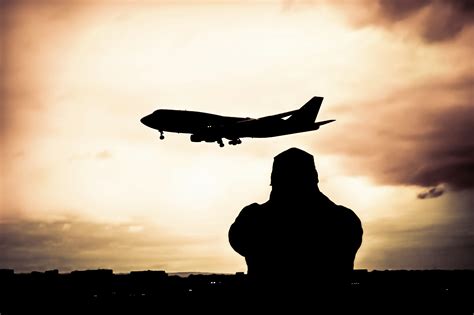 Robert Emmerich - 17 Sepia Silhouettes at the airport in Frankfurt am Main - Germany | Flickr