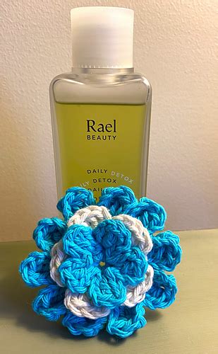 Ravelry Quick Flower Scrubbie Pattern By Sonja Otto