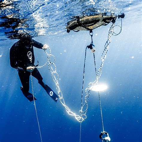 AIDA FREEDIVING COURSES - In the Caribbean Netherlands