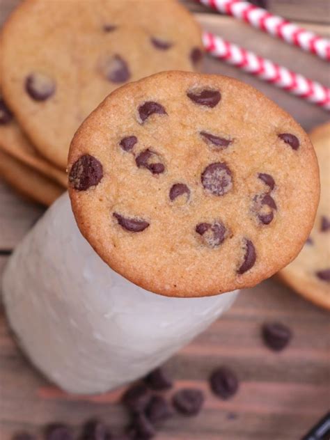 Thin & Crispy Chocolate Chip Cookies Recipe